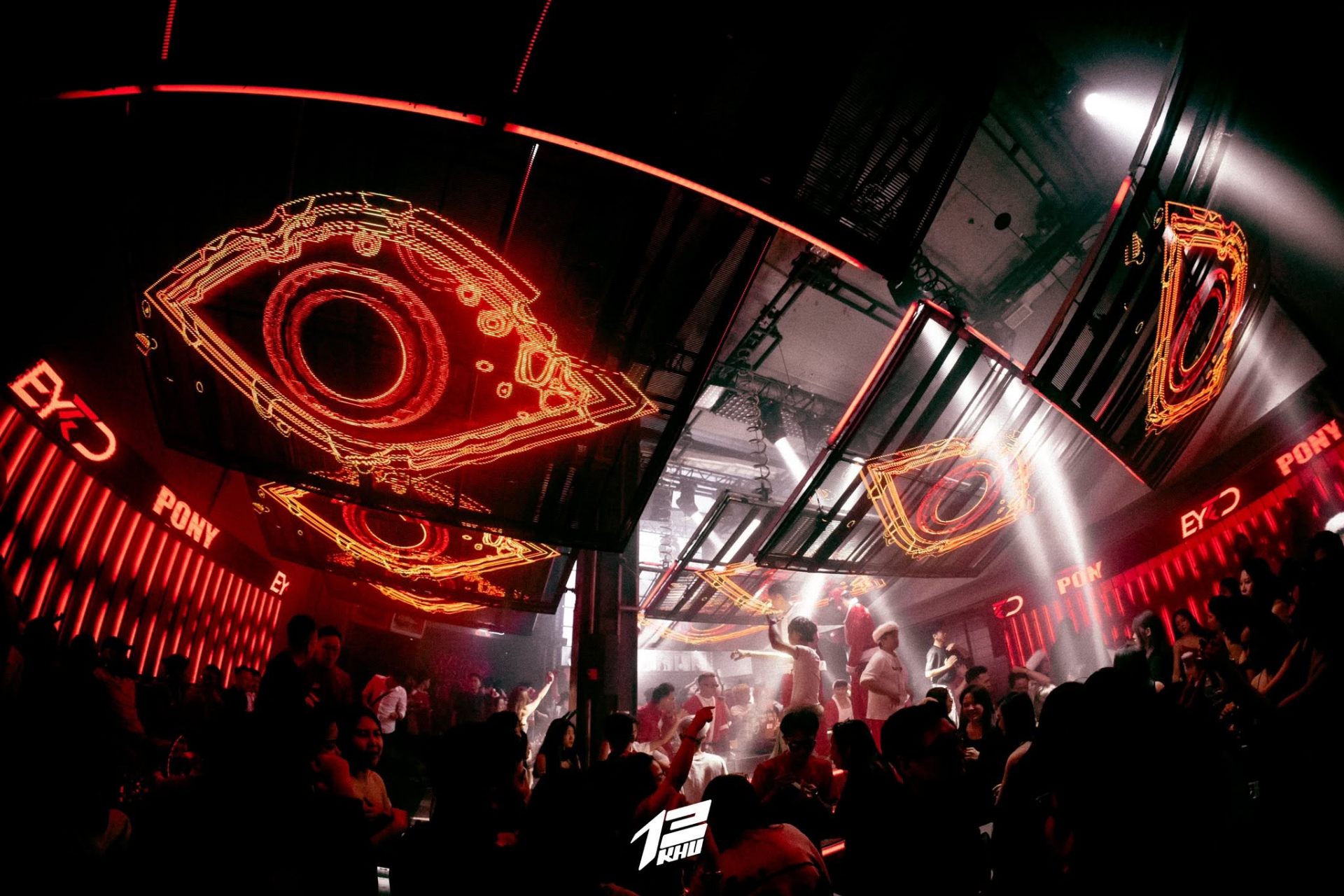 12 Khu club EYED visuals